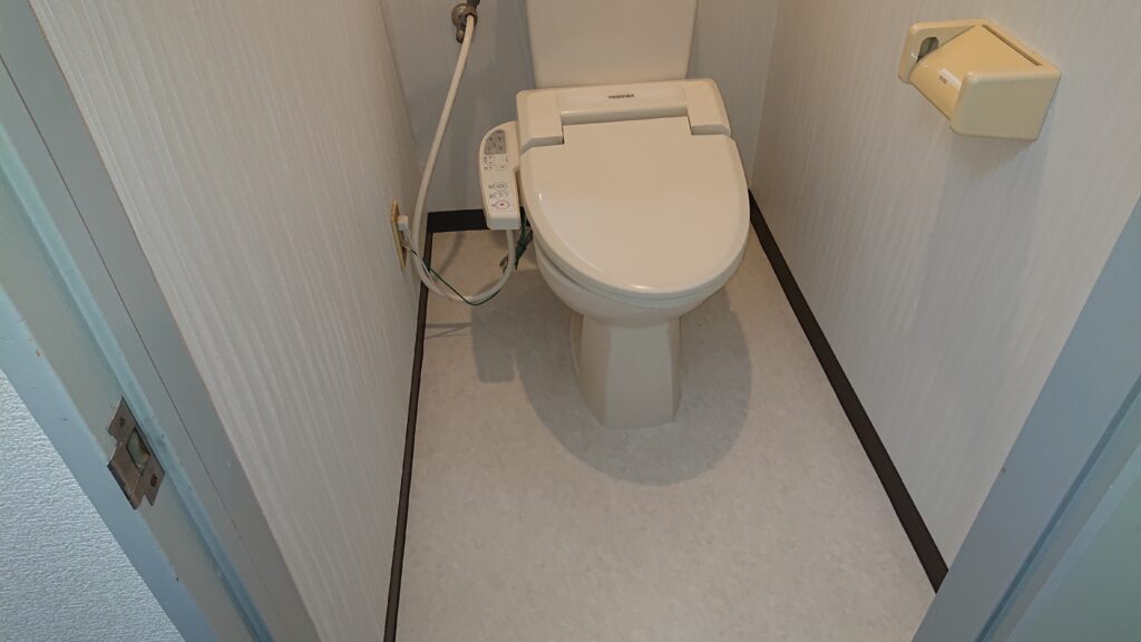 トイレC CF A